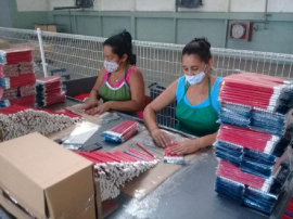 Comenzó producción de lápices destinados a Educación