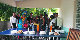Entregan donativos a niños sin amparo filial en Santiago de Cuba