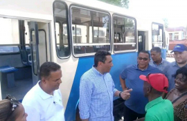 Evalúa Ministro de Transporte marcha del sector en Guantánamo