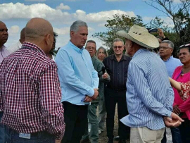 "Con el trabajo de todos es como vamos a salir adelante"