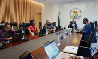 África reconoce estar perdiendo frente a brote de ébola hasta ahora