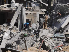 Más de 50 muertos en ataque israelí contra campamento en Gaza