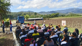 Saluda Sindicato Agropecuario, Forestal y Tabacalero el Primero de Mayo