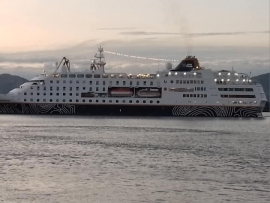 Crucero alemán visitó Santiago de Cuba