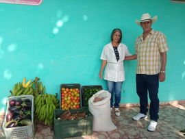 Campesino sanluisero aporta variedad de productos a Hogar Materno