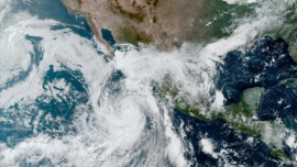 Huracán Kay deja siete muertos en la zona del Pacífico mexicano y se intensifica a categoría dos