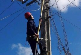 Evalúan afectaciones eléctricas por intensas lluvias