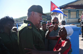 Recorrió presidente cubano comunidad santiaguera Cayo Granma