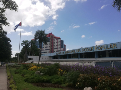 Evalúan comportamiento de los programas del gobierno en Santiago de Cuba