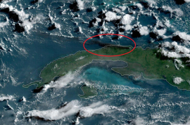 Realizan evacuación en zonas afectadas por incendio en Cuba