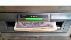 Frenan cambio de transferencias por efectivo con altos intereses