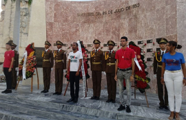 Rinden homenaje a Fidel y a los mártires del 26 de Julio