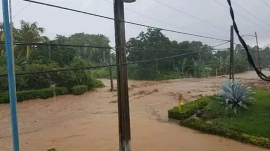 Intensas lluvias ocasionan inundaciones en Santiago de Cuba