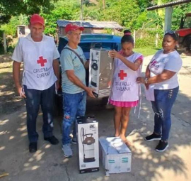 Reciben en Santiago de Cuba donación para enfrentar lucha antivectorial