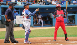 Leones y Avispas, empieza el clásico en semifinal del béisbol cubano