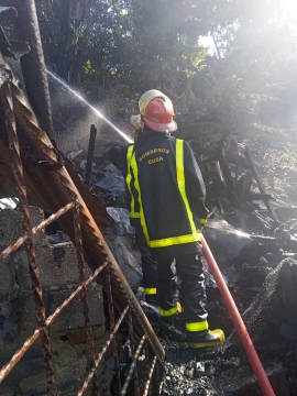 Sofocado incendio en Vista Hermosa
