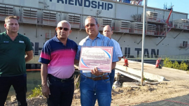 Reconocen a trabajadores que condicionaron la llegada de la central eléctrica flotante de origen turco
