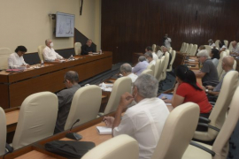 Ministro de Salud: Si no le ganamos la pelea al mosquito, no vamos a contener la transmisión de dengue