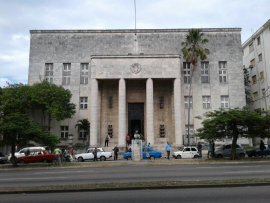 Sesiona hoy en Cuba taller sobre cooperativas
