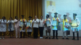 Gradúa a 195 profesionales Universidad de Ciencias Médicas santiaguera