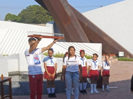 Llega a Santiago de Cuba Réplica del Machete de Antonio Maceo