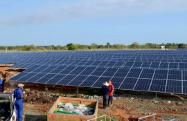 Valora presidente cubano de muy avanzados nuevos parque solares fotovoltaicos