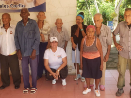 Ganadera sanluisera dona productos a Hogar de Ancianos