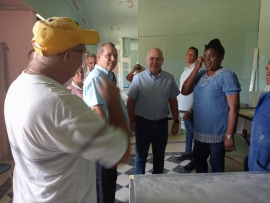 Intercambia Morales Ojeda con productores santiagueros