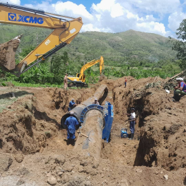 Trabajan para solucionar nueva avería en conductora de agua