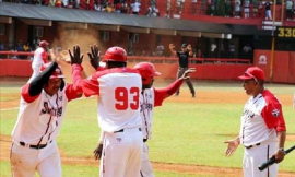 Avispas en Play-off