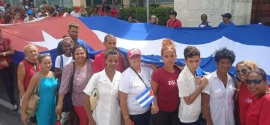 Ofrendas de Raúl Castro y Díaz-Canel en homenaje a Frank