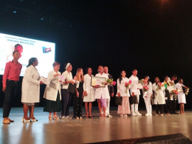Celebran  graduación de Enfermería y Tecnología de la Salud
