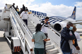 Devuelven a Cuba migrantes irregulares desde islas caribeñas