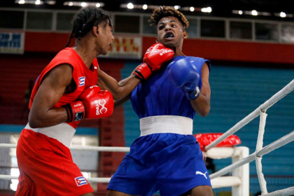 Vinent se estrenó con éxito en Mundial de boxeo