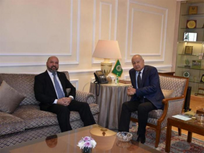 Secretario general de la Liga Árabe expresa solidaridad con Cuba