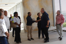 Analiza Manuel Marrero avance turístico y social en Trinidad de Cuba