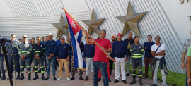 Contingente de eléctricos partió hacia Occidente