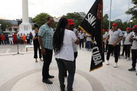 Las Avispas portan la bandera indómita