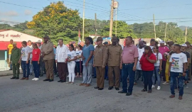 Tributo a Juan Almeida Bosque en aniversario de su muerte