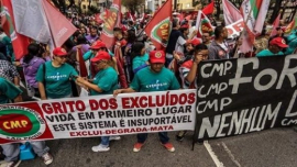 Miles de brasileños salen a las calles en el Día de la independencia pidiendo reformas sociales
