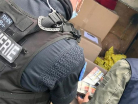 Francia refuerza enfrentamiento a contrabando de cigarrillos