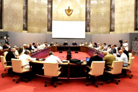 Aprobado el Programa de Gobierno para corregir distorsiones y reimpulsar la economía en 2025