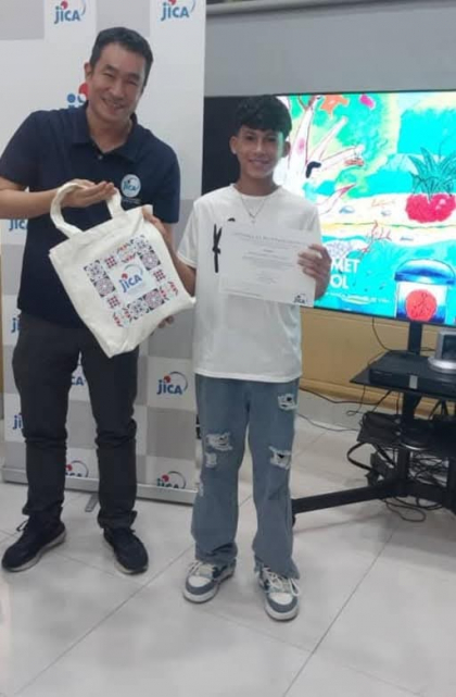 Premia al niño santiaguero Bryan Amet agencia japonesa de cooperación