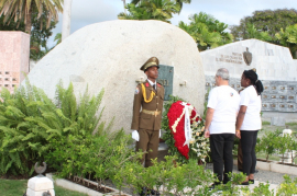 Santiago rinde homenaje a Fidel en nombre de Cuba