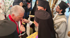 Presidente cubano recibió la Orden del Patriarca Ecuménico Bartolomeo «Estrella»