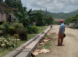 Rehabilitan calles de El Cobre