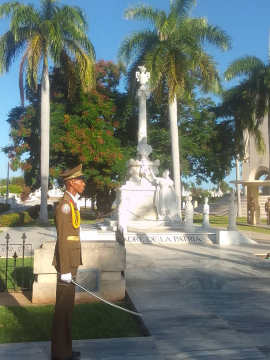 Homenaje a los Padres en el Cementerio Patrimonial Santa Ifigenia de Santiago de Cuba